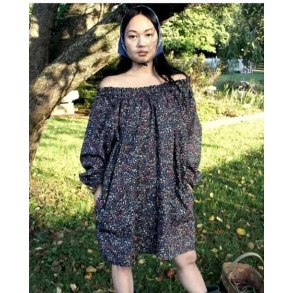 Doen Dresses & Skirts - DOEN S Small Everild Dress On Off Shoulder Donna Leigh Floral Navy Mini Liberty